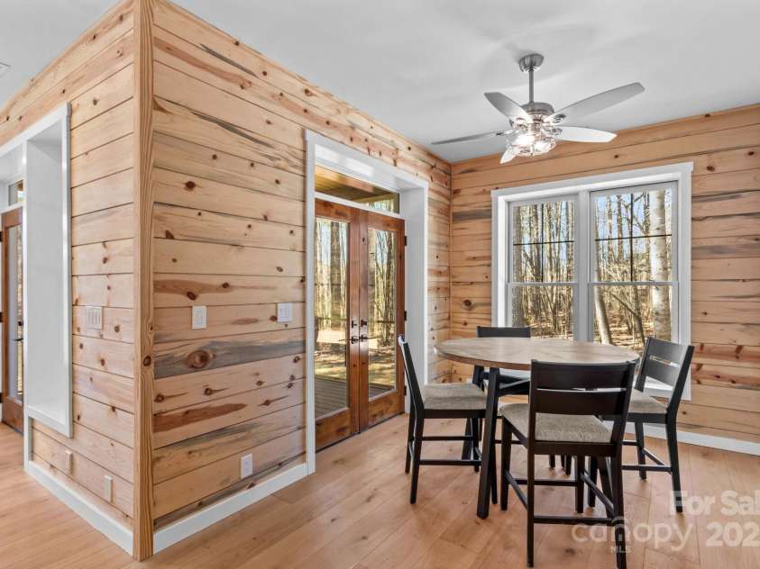 1547 Sunset Pointe Drive, Salisbury, NC 28146.  MLS# CAR4227332, YatesRealty ID 11463. 