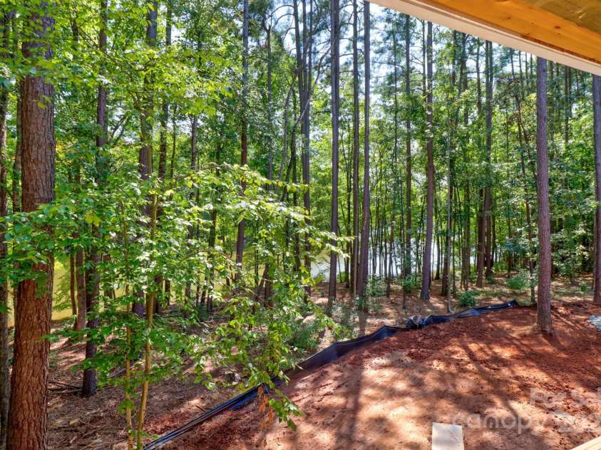 1547 Sunset Pointe Drive, Salisbury, NC 28146.  MLS# CAR4227332, YatesRealty ID 11463. 