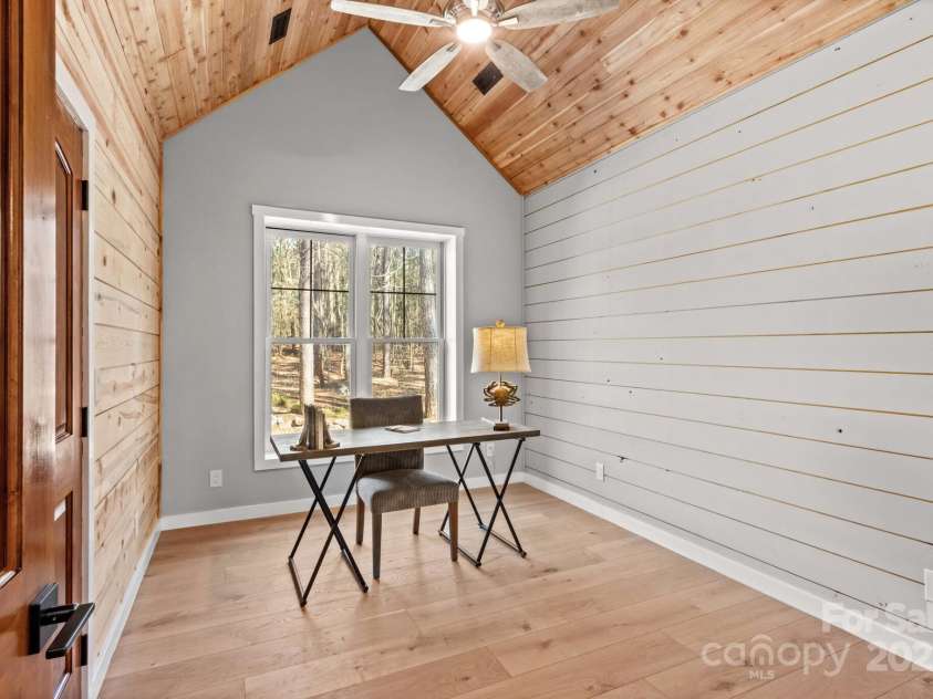 1547 Sunset Pointe Drive, Salisbury, NC 28146.  MLS# CAR4227332, YatesRealty ID 11463. 