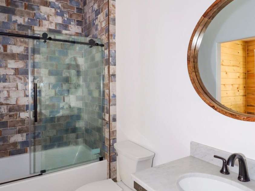 1547 Sunset Pointe Drive, Salisbury, NC 28146.  MLS# CAR4227332, YatesRealty ID 11463. 