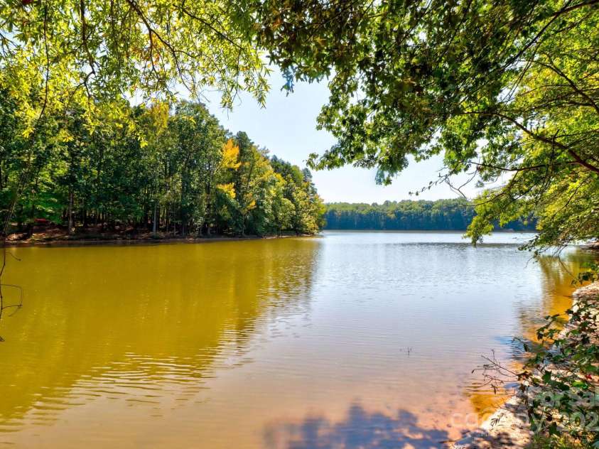 1547 Sunset Pointe Drive, Salisbury, NC 28146.  MLS# CAR4227332, YatesRealty ID 11463. 