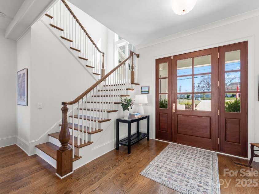 20637 Island Forest Drive, Cornelius, NC 28031.  MLS# CAR4235331, YatesRealty ID 11466. 