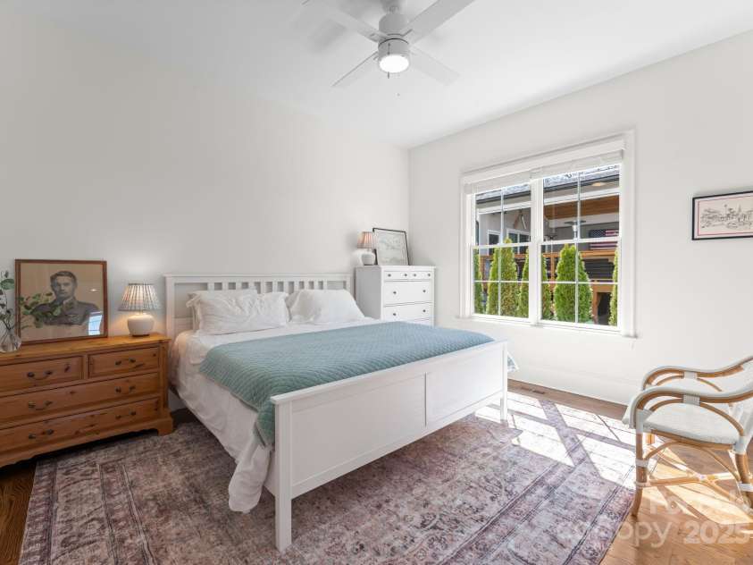 20637 Island Forest Drive, Cornelius, NC 28031.  MLS# CAR4235331, YatesRealty ID 11466. 