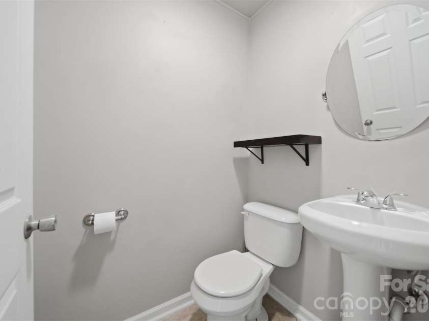 4805 Wordsworth Circle, Conover, NC 28613.  MLS# CAR4366094, YatesRealty ID 11466. 1/2 Bath Main