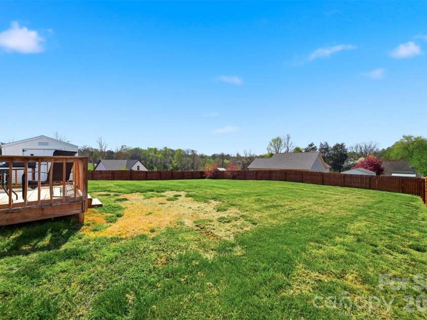 4805 Wordsworth Circle, Conover, NC 28613.  MLS# CAR4366094, YatesRealty ID 11466. 