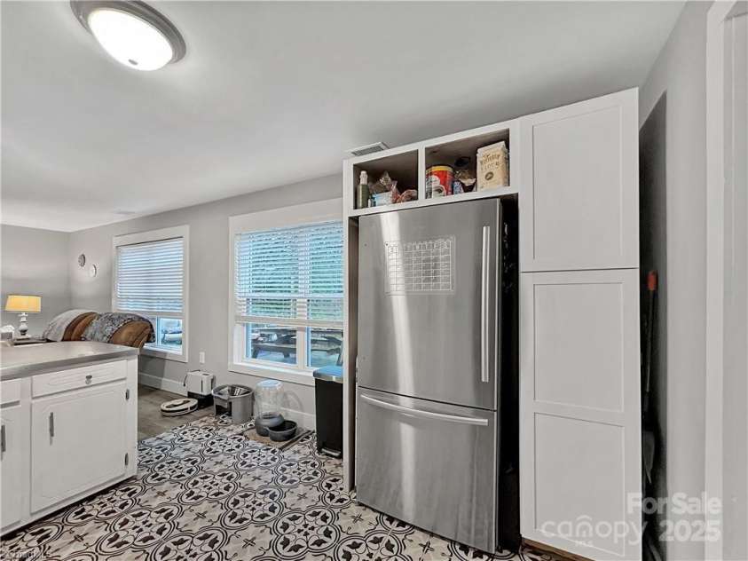 104 Fairmont Drive, North Wilkesboro, NC 28697.  MLS# CAR4248779, YatesRealty ID 11467. 