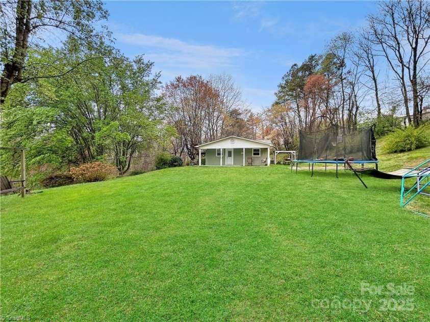 104 Fairmont Drive, North Wilkesboro, NC 28697.  MLS# CAR4248779, YatesRealty ID 11467. 