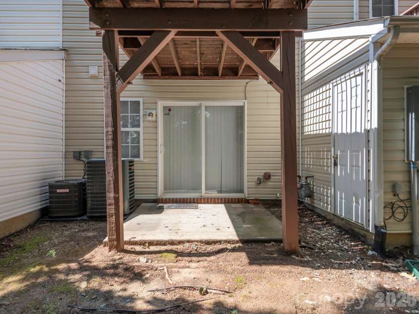 1554 Maypine Commons Way, Rock Hill, SC 29732.  MLS# CAR4369109, YatesRealty ID 11467. Back patio
