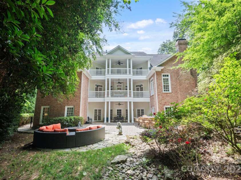 3819 Gleneagles Road, Charlotte, NC 28210.  MLS# CAR4245080, YatesRealty ID 11468. 