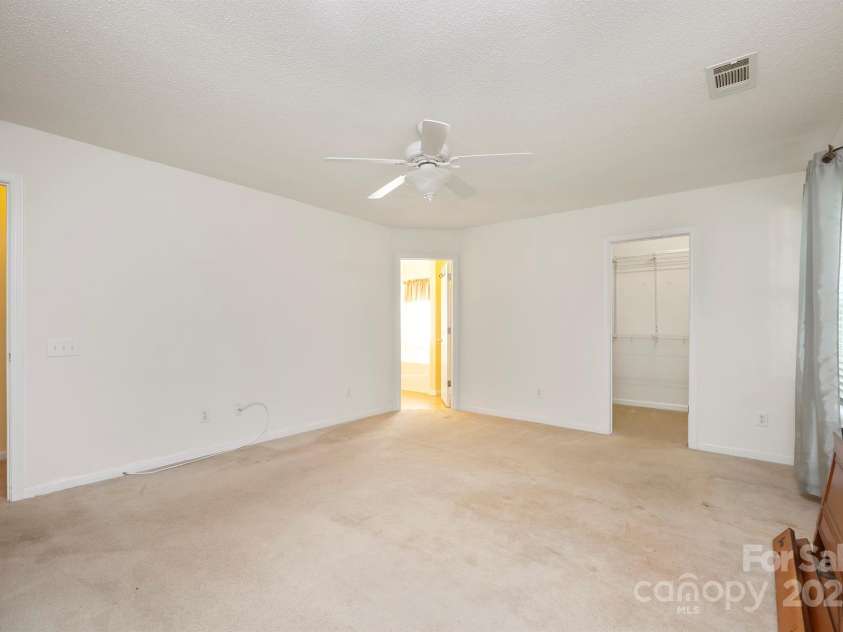 1219 Catawba Run Road, Lowell, NC 28098.  MLS# CAR4235469, YatesRealty ID 11469. 