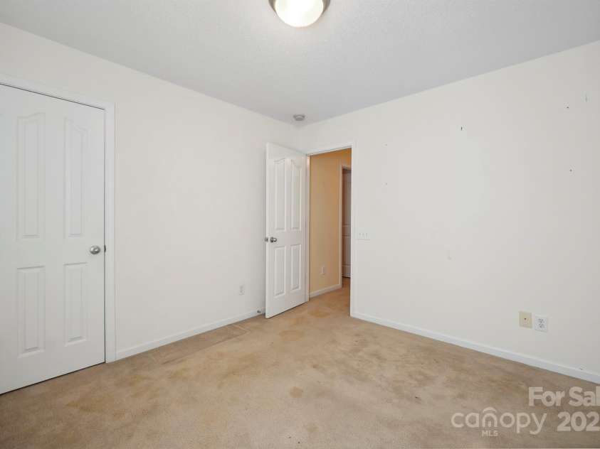 1219 Catawba Run Road, Lowell, NC 28098.  MLS# CAR4235469, YatesRealty ID 11469. 