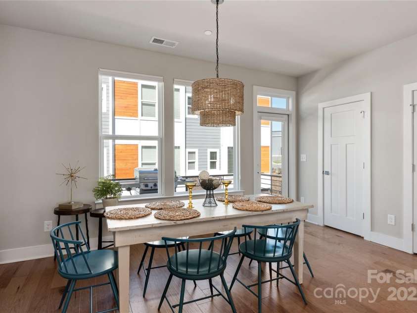 2014 Bryant Park Drive, Charlotte, NC 28208.  MLS# CAR4221849, YatesRealty ID 1147. 