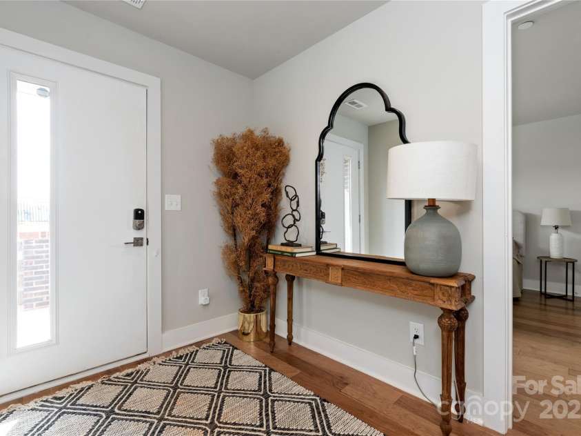 2014 Bryant Park Drive, Charlotte, NC 28208.  MLS# CAR4221849, YatesRealty ID 1147. 