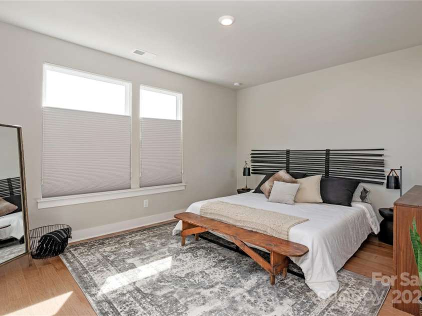 2014 Bryant Park Drive, Charlotte, NC 28208.  MLS# CAR4221849, YatesRealty ID 1147. Primary