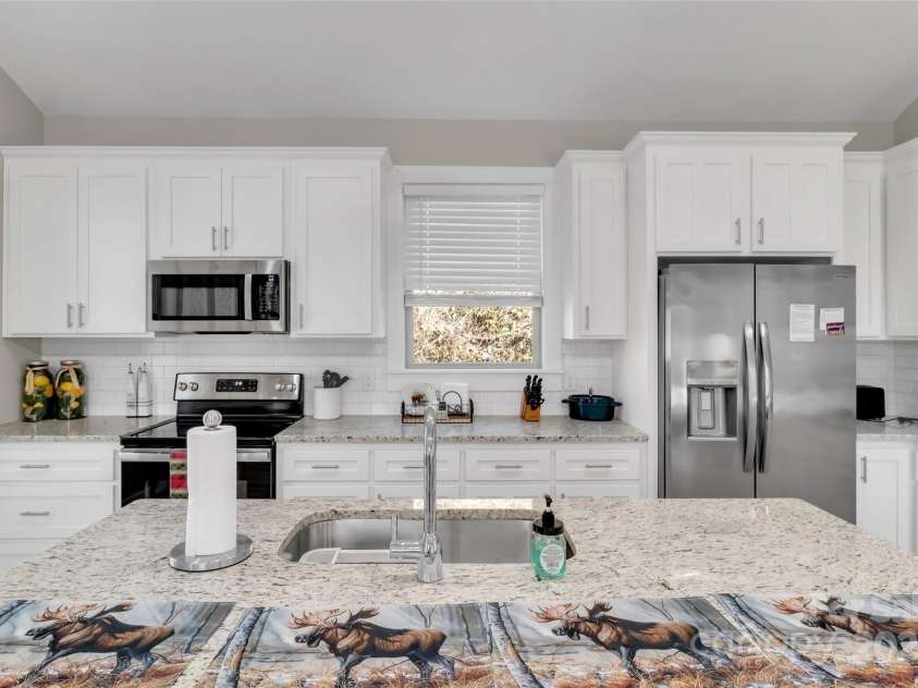 78 Rio Bravo Drive, Sylva, NC 28779.  MLS# CAR4210987, YatesRealty ID 1147. 