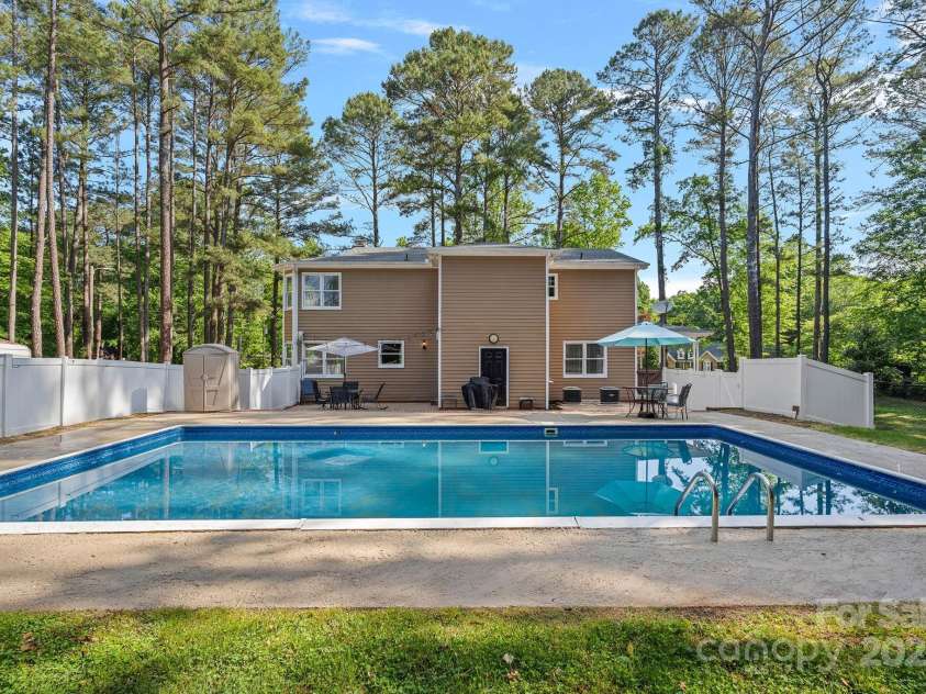 836 Meadowlark Drive, Rock Hill, SC 29732.  MLS# CAR4250285, YatesRealty ID 11471. 