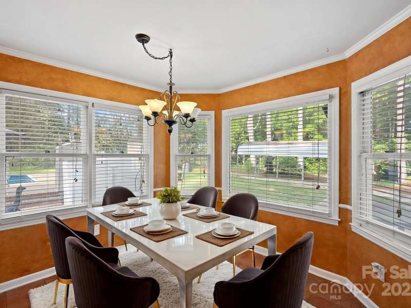 836 Meadowlark Drive, Rock Hill, SC 29732.  MLS# CAR4250285, YatesRealty ID 11471. Breakfast nook (virtually staged)