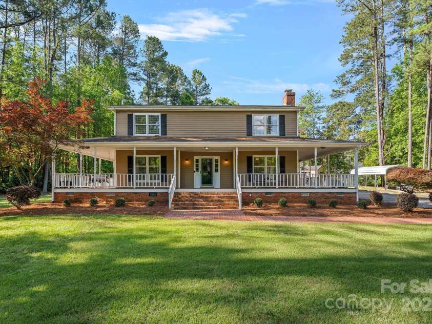 836 Meadowlark Drive, Rock Hill, SC 29732.  MLS# CAR4250285, YatesRealty ID 11471. Welcome Home!