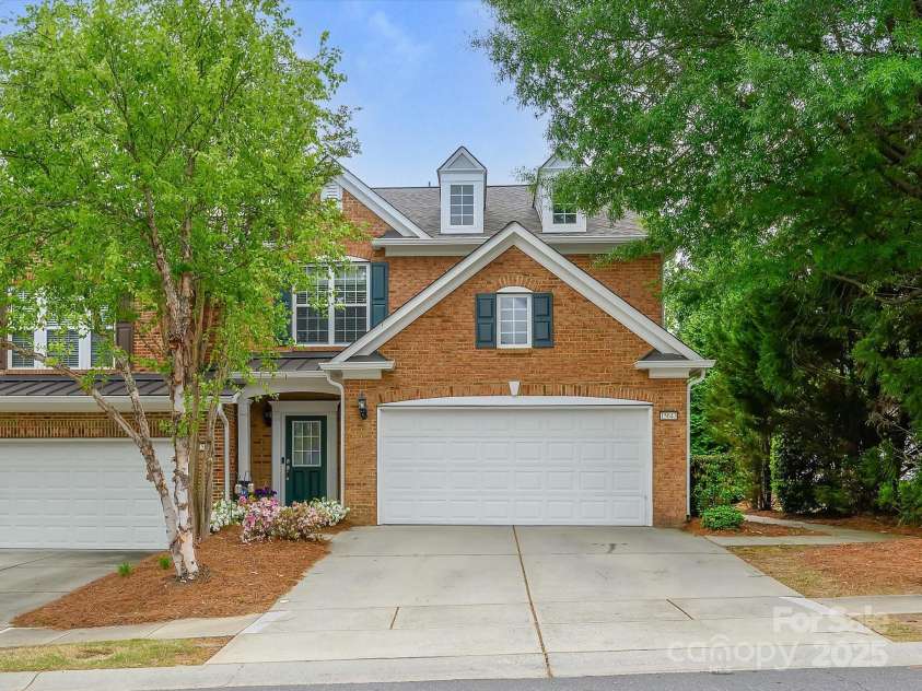 15643 Canmore Street, Charlotte, NC 28277.  MLS# CAR4243855, YatesRealty ID 11472. 