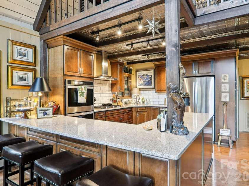 19 High Terrain Drive, Burnsville, NC 28714.  MLS# CAR4292029, YatesRealty ID 11472. 