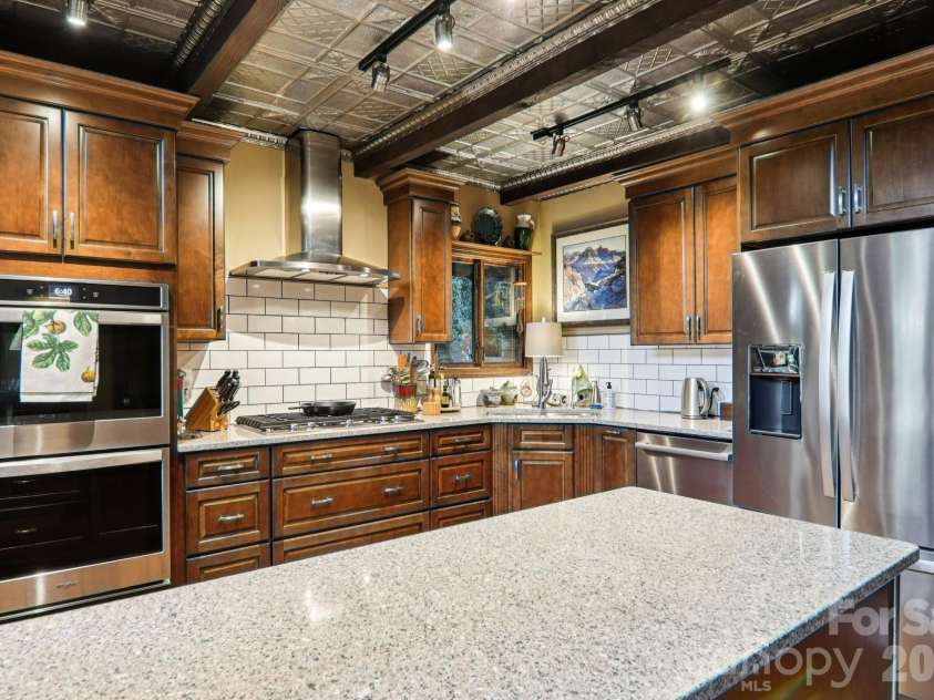 19 High Terrain Drive, Burnsville, NC 28714.  MLS# CAR4292029, YatesRealty ID 11472. 