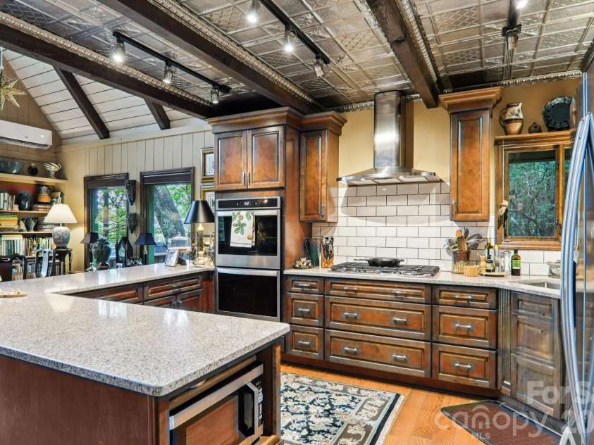 19 High Terrain Drive, Burnsville, NC 28714.  MLS# CAR4292029, YatesRealty ID 11472. 