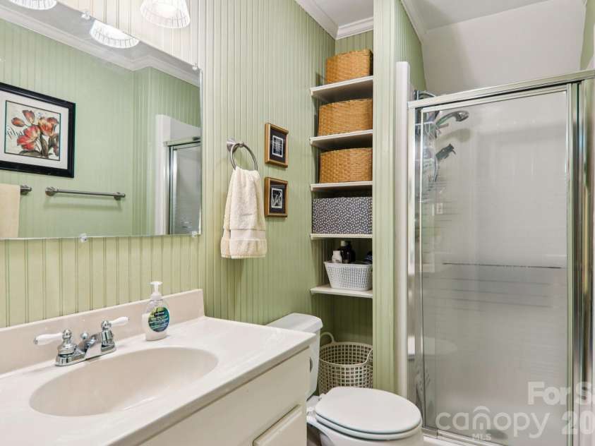 19 High Terrain Drive, Burnsville, NC 28714.  MLS# CAR4292029, YatesRealty ID 11472. 