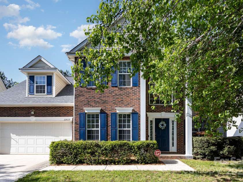 10429 Madison Park Drive, Charlotte, NC 28269.  MLS# CAR4241985, YatesRealty ID 11473. 