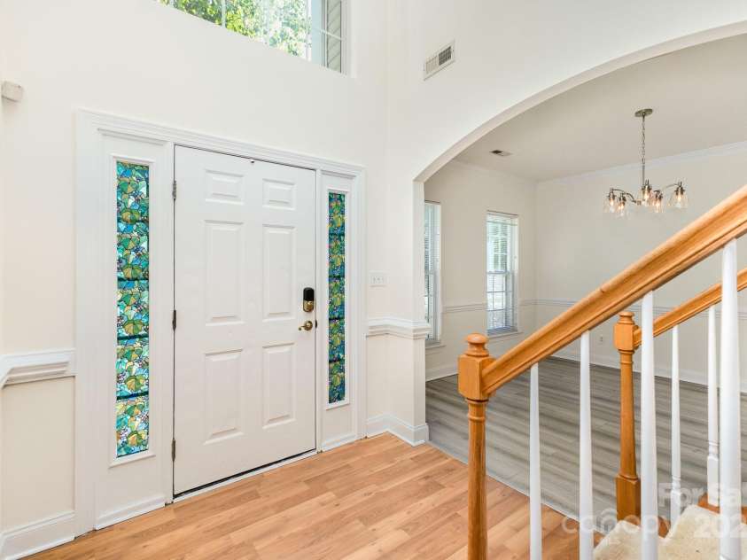 10429 Madison Park Drive, Charlotte, NC 28269.  MLS# CAR4241985, YatesRealty ID 11473. 