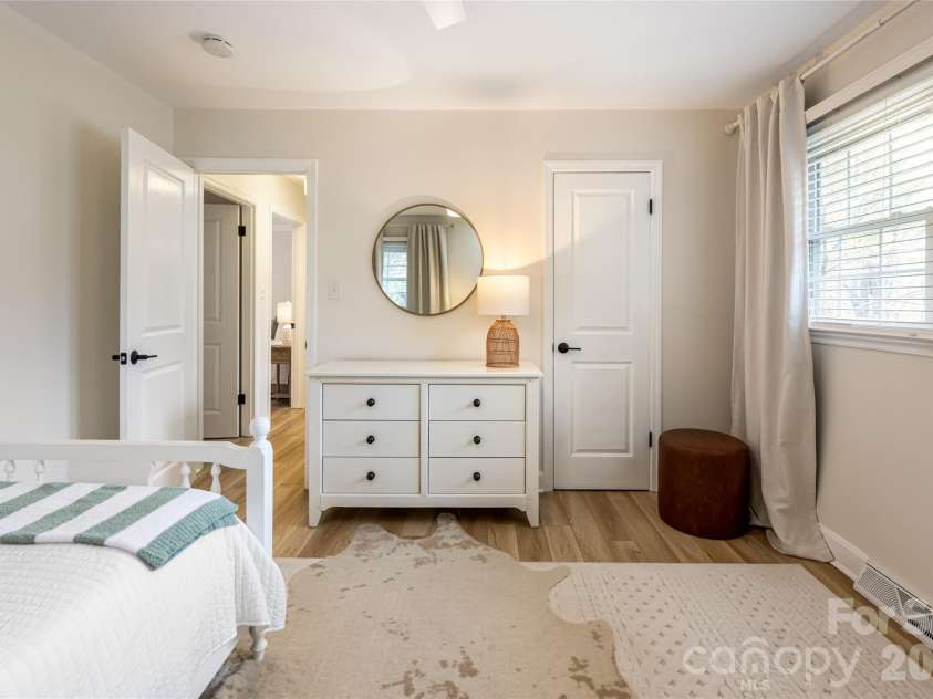 20 Pinehurst Road, Asheville, NC 28805.  MLS# CAR4365209, YatesRealty ID 11473. Guest bedroom 2