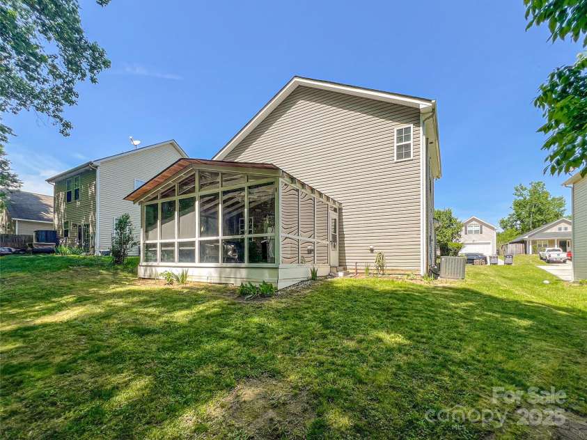 4825 Samuel Richard Street, Kannapolis, NC 28083.  MLS# CAR4249267, YatesRealty ID 11474. 