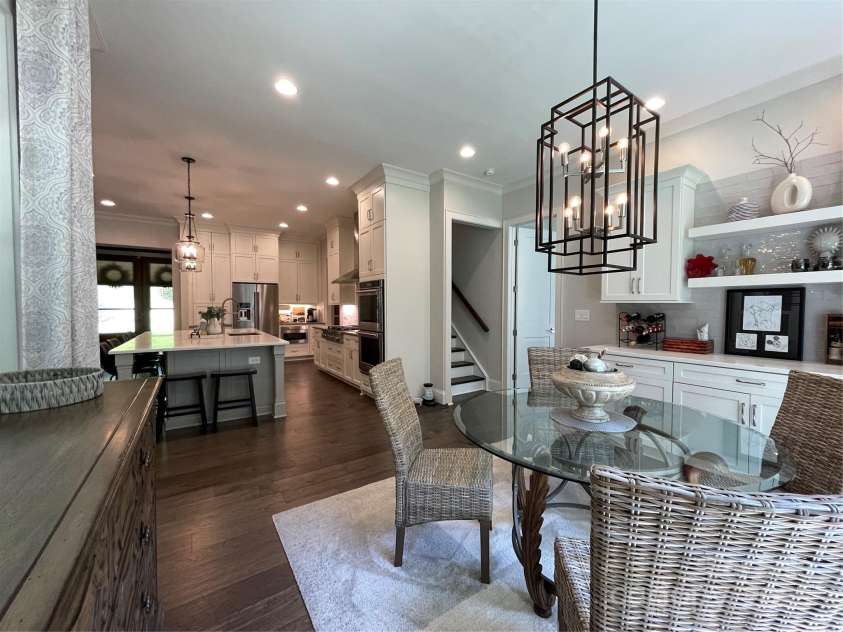 3201 Johnny Cake Lane, Charlotte, NC 28226.  MLS# CAR4255321, YatesRealty ID 11475. 