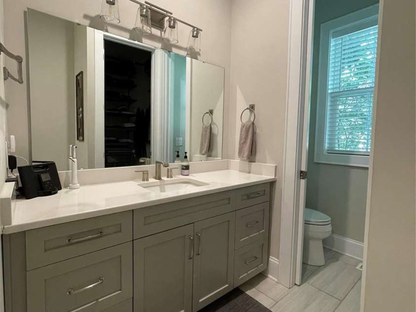 3201 Johnny Cake Lane, Charlotte, NC 28226.  MLS# CAR4255321, YatesRealty ID 11475. 
