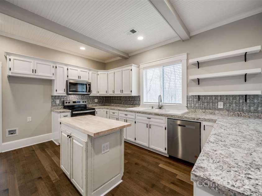 801 Sandifer Road, York, SC 29745.  MLS# CAR4231661, YatesRealty ID 11476. 