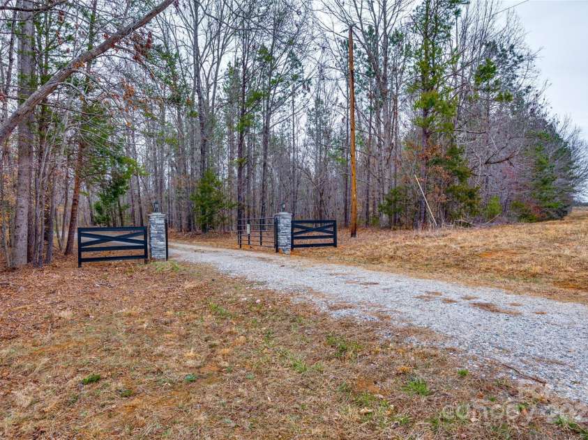 801 Sandifer Road, York, SC 29745.  MLS# CAR4231661, YatesRealty ID 11476. 