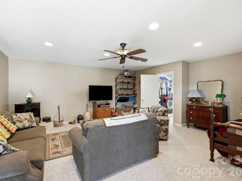 1489 Round Mountain Road, Brevard, NC 28712.  MLS# CAR4360365, YatesRealty ID 11477. 