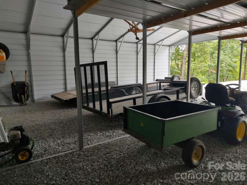 1489 Round Mountain Road, Brevard, NC 28712.  MLS# CAR4360365, YatesRealty ID 11477. 