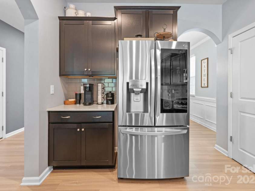 121 Little Kennerly Drive, Mooresville, NC 28115.  MLS# CAR4241437, YatesRealty ID 11479. Perfect space for coffee maker.