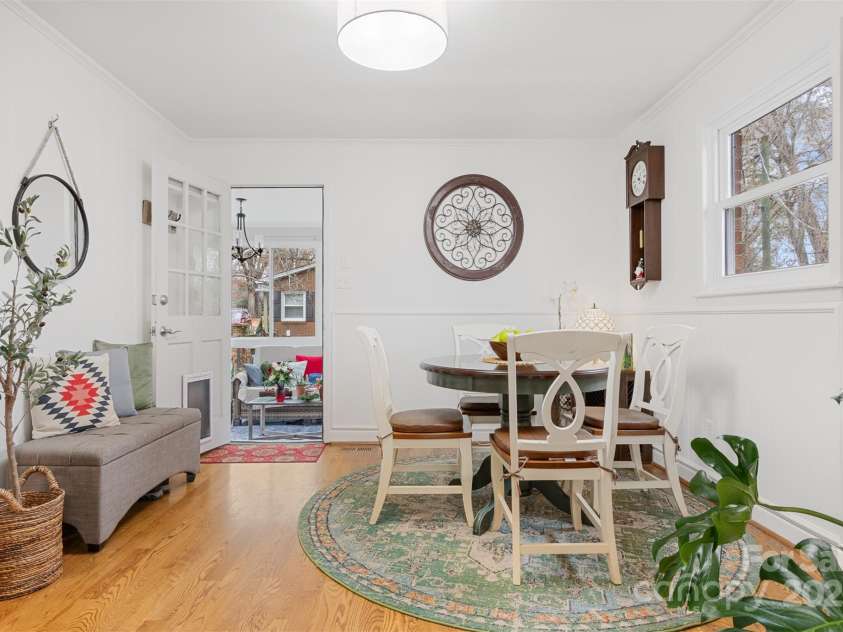 663 14th Avenue, Hickory, NC 28601.  MLS# CAR4206584, YatesRealty ID 1148. 