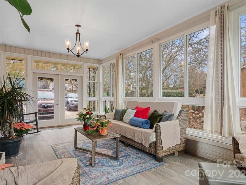 663 14th Avenue, Hickory, NC 28601.  MLS# CAR4206584, YatesRealty ID 1148. 