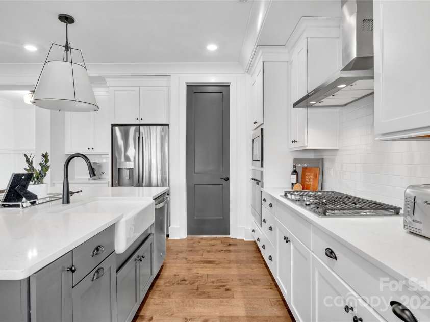 8136 Energy Lane, Catawba, NC 28609.  MLS# CAR4250901, YatesRealty ID 11480. Kitchen