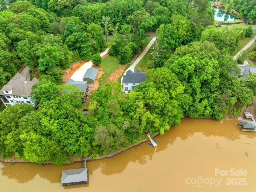 8136 Energy Lane, Catawba, NC 28609.  MLS# CAR4250901, YatesRealty ID 11480. Lake