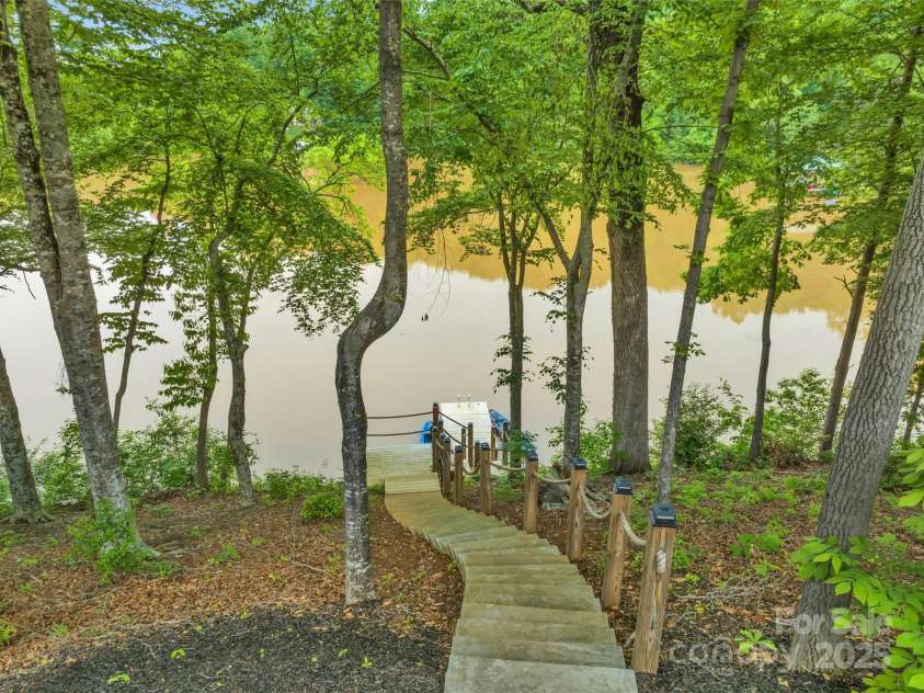 8136 Energy Lane, Catawba, NC 28609.  MLS# CAR4250901, YatesRealty ID 11480. Stairs to dock & lake access