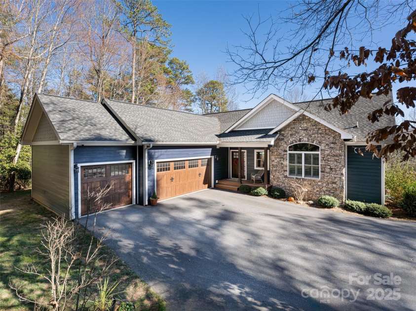 234 Andrews Road, Zirconia, NC 28790.  MLS# CAR4211611, YatesRealty ID 11481. 