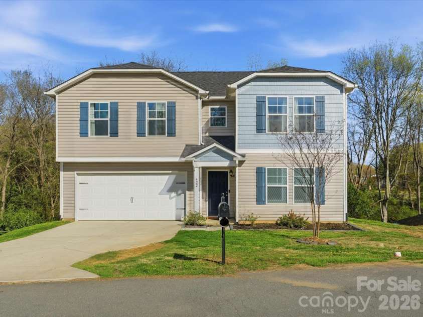 422 Perry Lane, Marshville, NC 28103.  MLS# CAR4359828, YatesRealty ID 11481. 