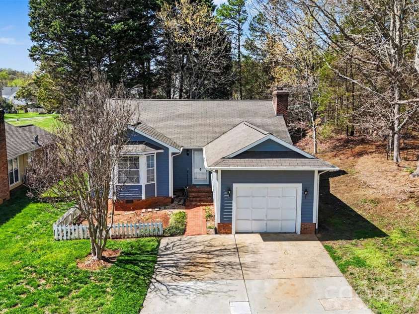 2925 Misty Plum Court, Fort Mill, SC 29715.  MLS# CAR4357136, YatesRealty ID 11482. 