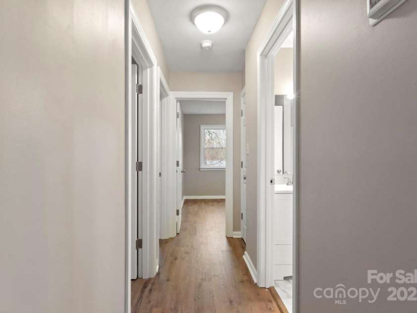 901 Wyke Road, Shelby, NC 28150.  MLS# CAR4219638, YatesRealty ID 11482. 