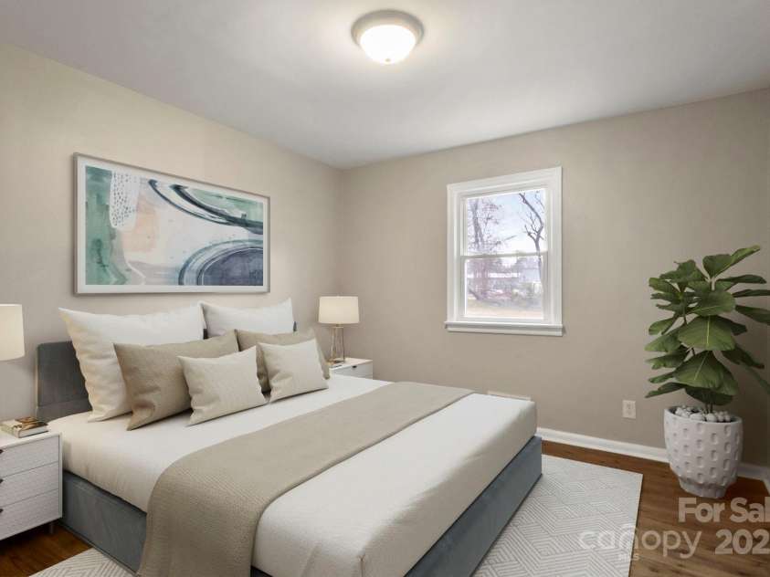 901 Wyke Road, Shelby, NC 28150.  MLS# CAR4219638, YatesRealty ID 11482. 