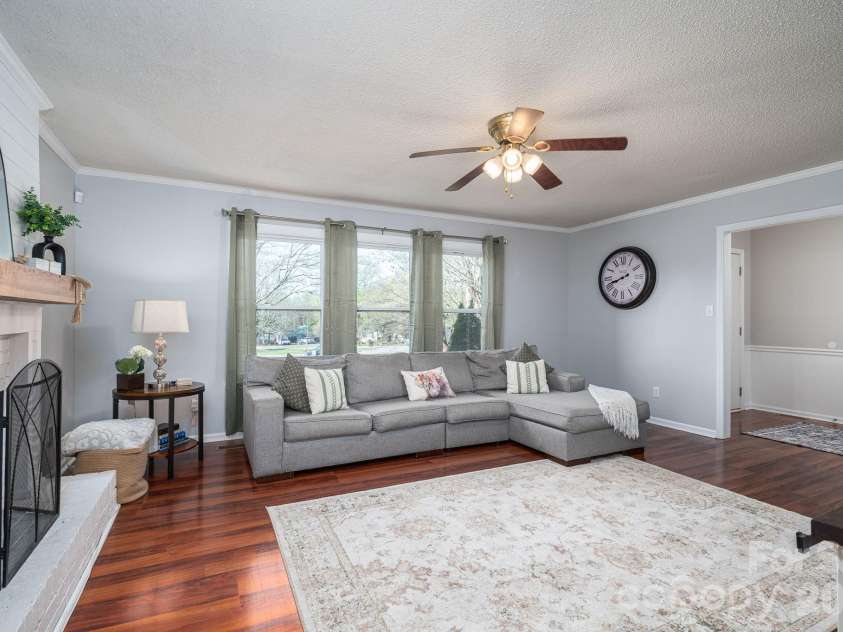 4804 Cedar Court, Gastonia, NC 28056.  MLS# CAR4356344, YatesRealty ID 11483. 