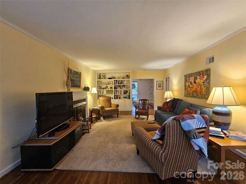 125 Hillside Drive, Shelby, NC 28150.  MLS# CAR4345337, YatesRealty ID 11484. 